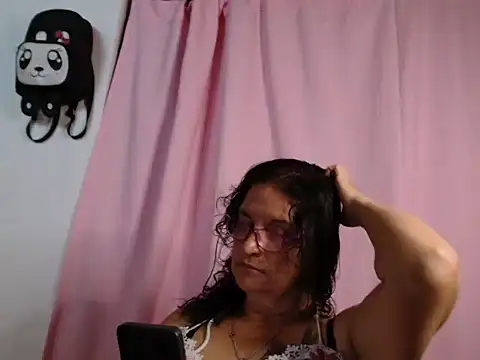 Snapshot of consentidamummy09 chatting on 07.30.26 consentidamummy09 online show from 07.30.26