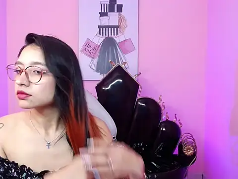 Snapshot of Nahomi_xxx chatting on 07.17.26 Nahomi xxx online show from 07.17.26