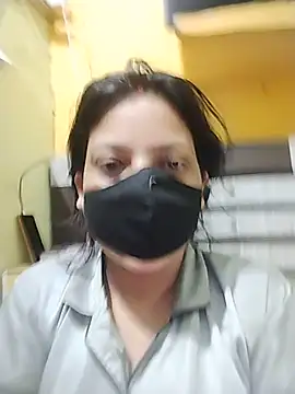 Snapshot of _siyasiya chatting on 07.18.26 siyasiya online show from 07.18.26