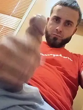 Snapshot of elbeyaco18 chatting on 07.17.26 elbeyaco18 online show from 07.17.26