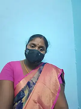 Snapshot of Tamil-Nandhini chatting on 07.18.26 Tamil-Nandhini online show from 07.18.26