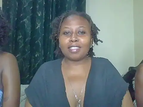 Snapshot of pinkfantsy chatting on 07.20.26 pinkfantsy online show from 07.20.26