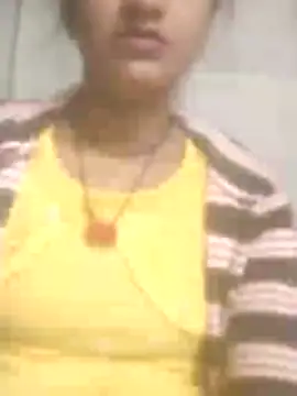 Snapshot of CHANDI_HOT34 chatting on 07.23.26 CHANDI HOT34 online show from 07.23.26