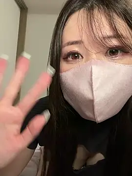 Snapshot of reina_0 chatting on 07.25.26 reina 0 online show from 07.25.26