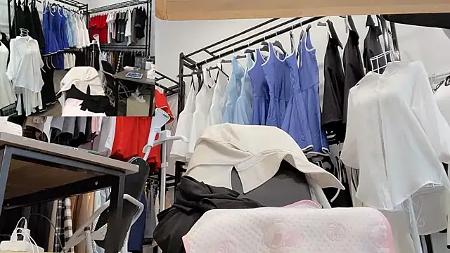 Snapshot of Katy_Bae chatting on 04.09.26 Katy Bae online show from 04.09.26