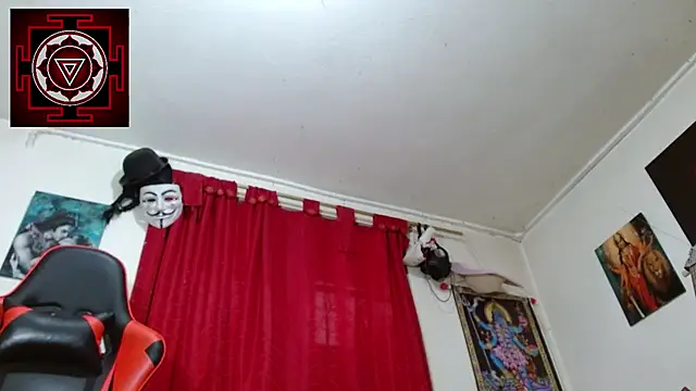 Amanda Valeska online show from 12.18.25