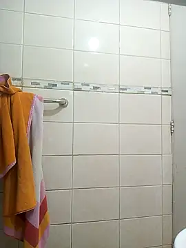 Snapshot of robredoj chatting on 11.23.25 robredoj online show from 11.23.25