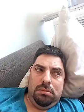 Snapshot of robredoj chatting on 11.30.25 robredoj online show from 11.30.25