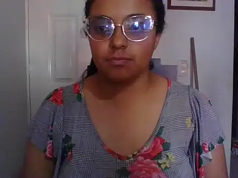 Snapshot of Valeryyyy_ chatting on 07.23.26 Valeryyyy online show from 07.23.26