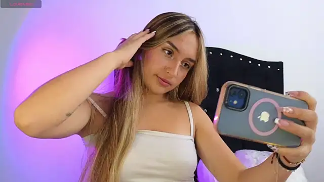 Leah mooon11 online show from 07.27.26