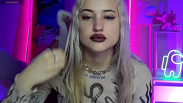 Snapshot of LaslyAngel chatting on 07.29.26 LaslyAngel online show from 07.29.26