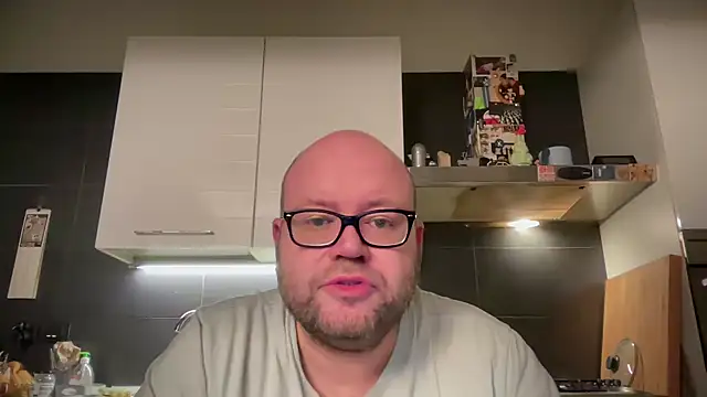 theitalianbear online show from 12.02.24