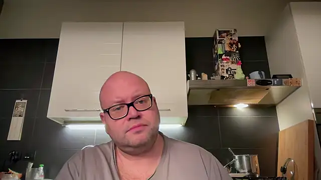 theitalianbear online show from 12.23.24