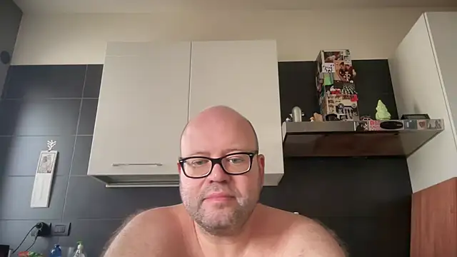 theitalianbear online show from 09.09.25
