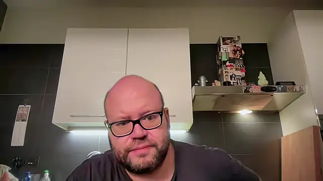 theitalianbear online show from 10.14.25