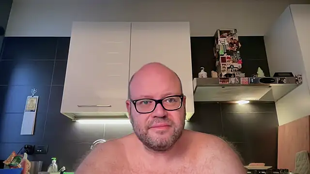 Snapshot of theitalianbear chatting on 07.03.26 theitalianbear online show from 07.03.26
