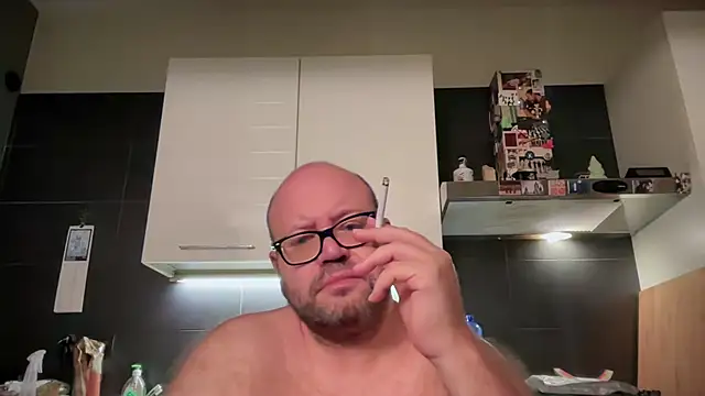 Snapshot of theitalianbear chatting on 07.07.26 theitalianbear online show from 07.07.26