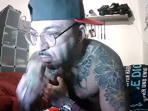 Snapshot of MagicStickBoy chatting on 02.09.26 MagicStickBoy online show from 02.09.26