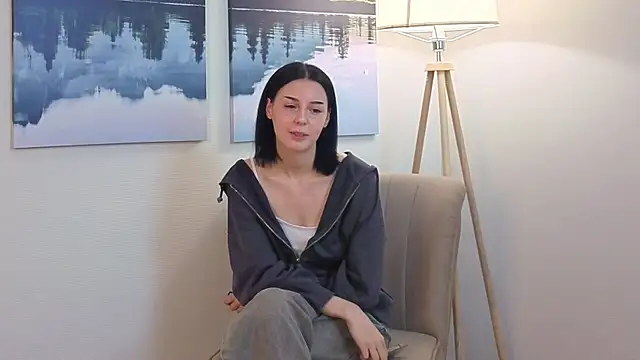 ZinaQuilimaco online show from 07.26.26