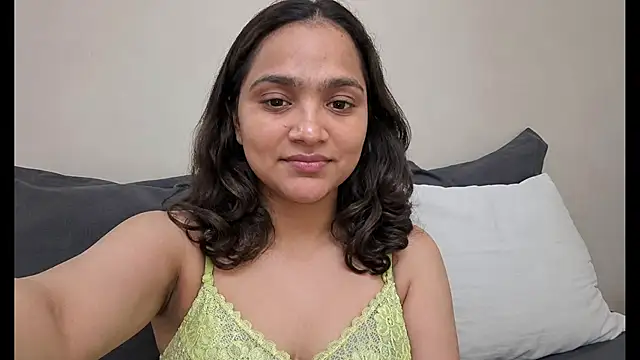 Snapshot of Sassyjuhi75 chatting on 07.26.26 Sassyjuhi75 online show from 07.26.26