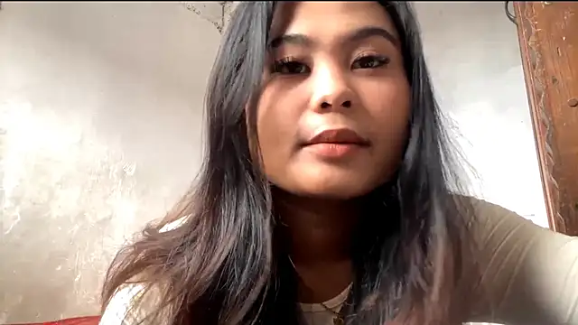 Snapshot of CariHenifin chatting on 07.29.26 CariHenifin online show from 07.29.26