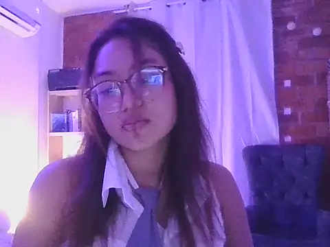 Honey devil online show from 07.31.26