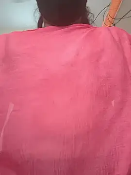 Snapshot of saranyaRavi chatting on 08.01.26 saranyaRavi online show from 08.01.26