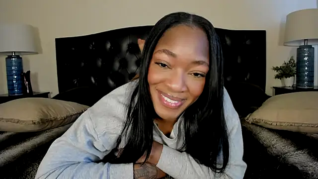 nicolesolace online show from 03.14.26