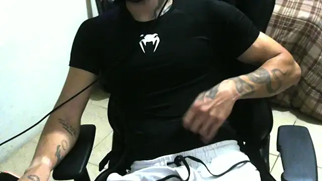 CallmeLeonOnly online show from 08.04.26