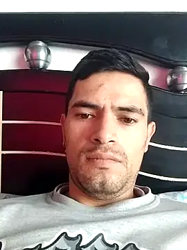 Snapshot of miguel93angel chatting on 07.31.26 miguel93angel online show from 07.31.26
