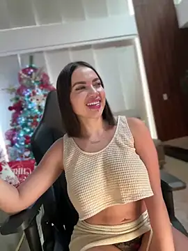 HannaBeckett online show from 12.08.24