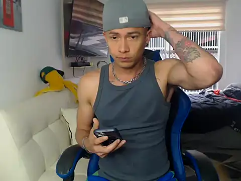 Snapshot of dilan18xxx chatting on 08.02.26 dilan18xxx online show from 08.02.26