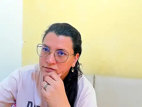 MARILYN GARCIA online show from 04.07.26