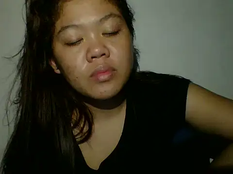 Snapshot of z0elyn chatting on 08.07.26 z0elyn online show from 08.07.26