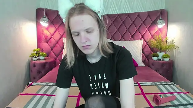  Veliar  online show from 08.09.26