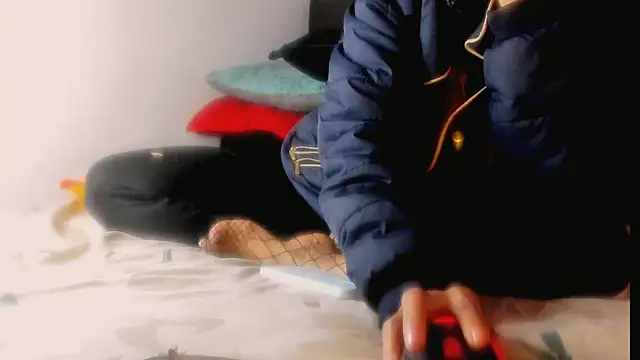  thamara25 online show from 02.25.25