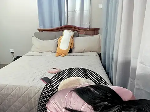 Snapshot of LegendaryNicole chatting on 03.04.26 LegendaryNicole online show from 03.04.26