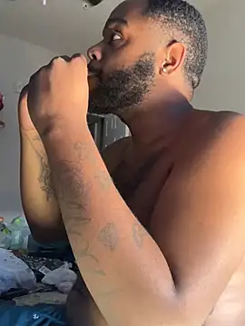 BigHunchoDick online show from 02.27.25