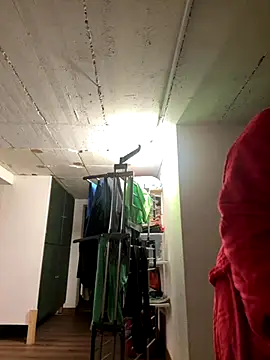 Snapshot of BootyLola chatting on 11.15.25 BootyLola online show from 11.15.25