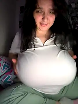 aliceayres797 online show from 10.19.25