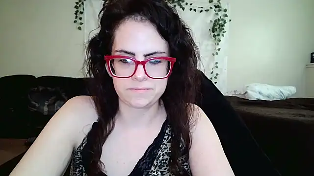 JessaBella online show from 10.21.25