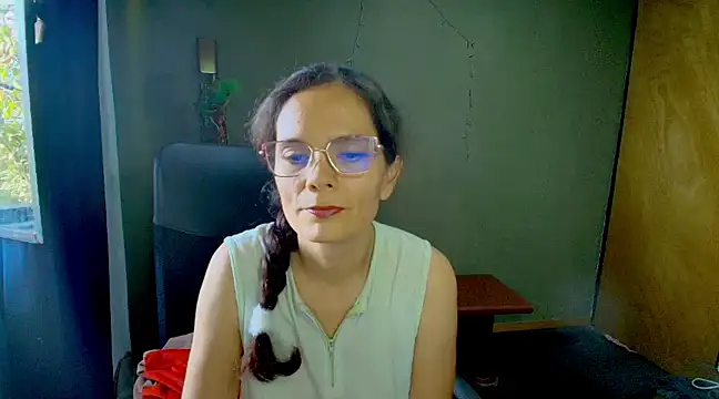 Snapshot of Nattyslave4U chatting on 03.22.25 Nattyslave4U online show from 03.22.25