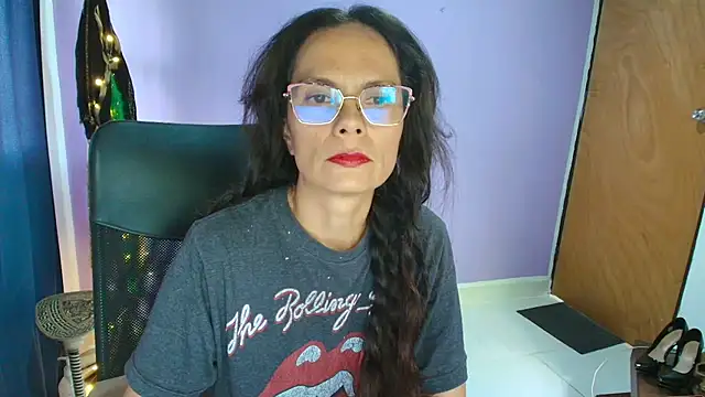 Snapshot of Nattyslave4U chatting on 01.12.26 Nattyslave4U online show from 01.12.26