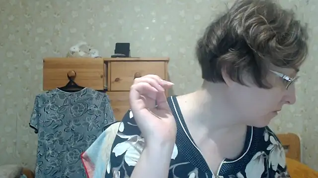 Smart Rose online show from 04.15.26