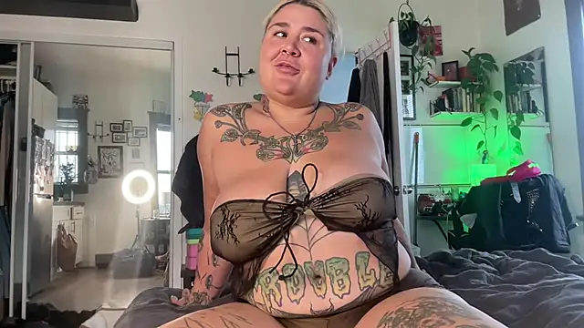 Sad1st1kSadie online show from 12.22.24