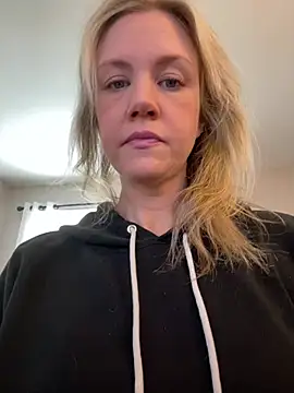 Kay Cakes online show from 02.26.26