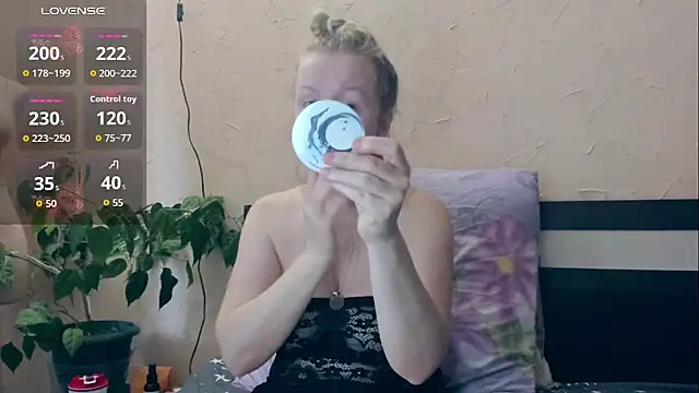 I AM MILF online show from 03.05.26