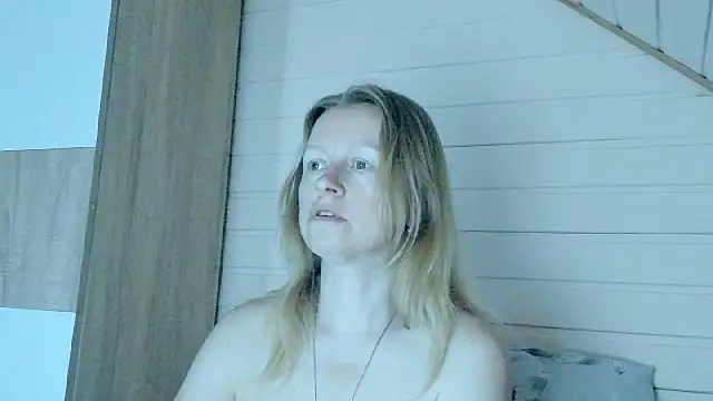 I AM MILF online show from 07.02.26