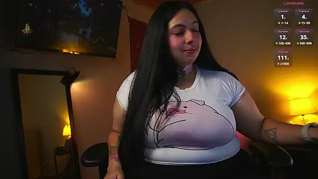 Snapshot of coraline_latin chatting on 07.26.26 coraline latin online show from 07.26.26