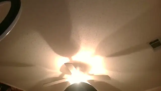 EnticingAaliyah online show from 04.21.26